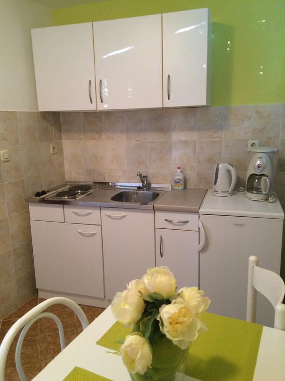 Apartments Nina Omišalj Kültér fotó