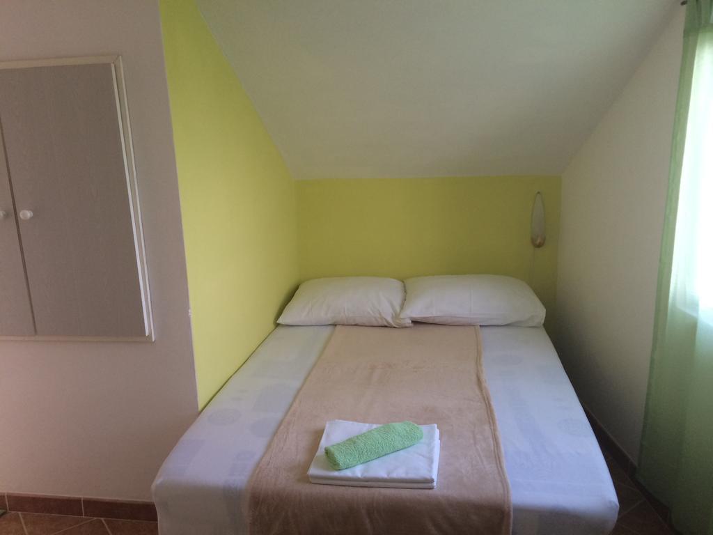 Apartments Nina Omišalj Kültér fotó