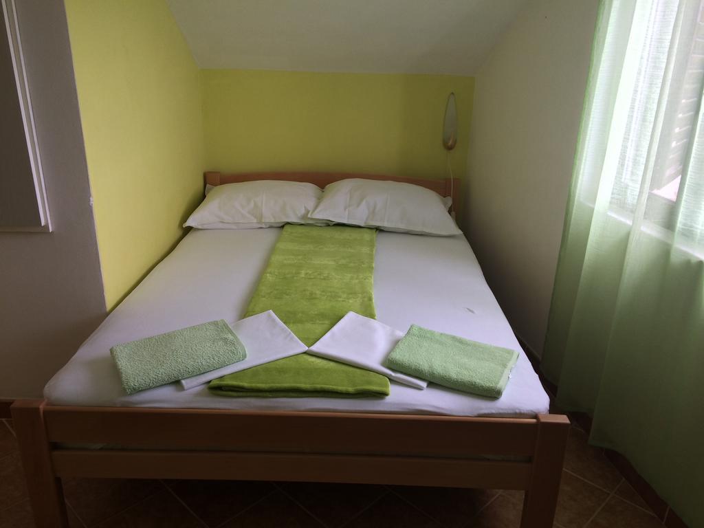 Apartments Nina Omišalj Kültér fotó